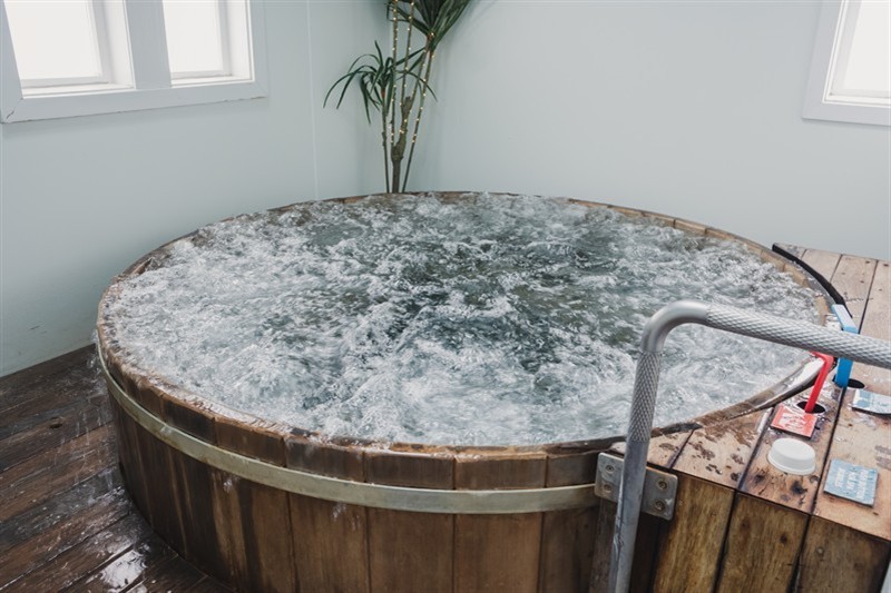 30 Minute Cedar Spa